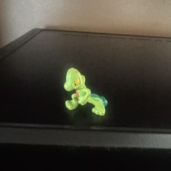 TREECKO Pokemon Figure Nintendo 1" Polly Pocket Styled Mini Figure - Vintage Pokemon Nostalgia