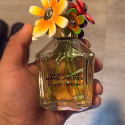 Daisy by Marc Jacob’s perfume
