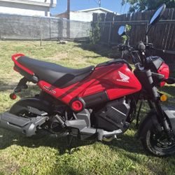 Es Una Moto Honda Navi 2023 116 Millas Corridas 