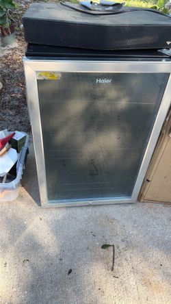 Mini fridge