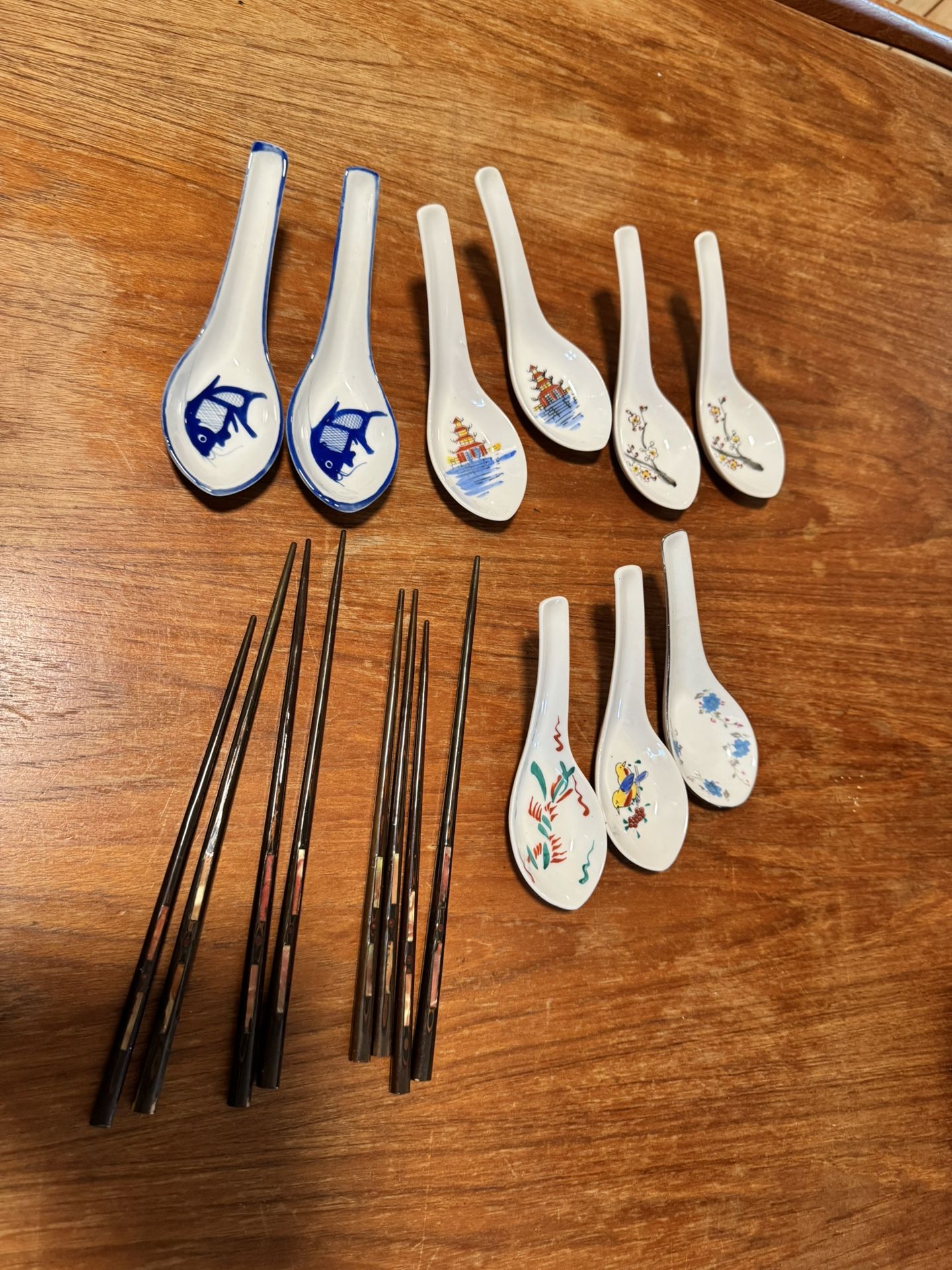 Chopsticks/ Soup Spoons