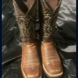 Boots Men Size 9