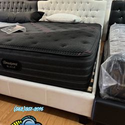 New Queen White Faux Leather Bed Frame Cama 