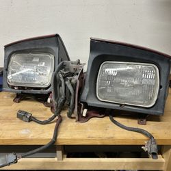 S13 (240sx) Pop up Headlights