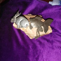 Pewter rabbit, Aluminum Fish Pins/ 2 For 1