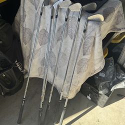 Titleist DCI 990 Irons