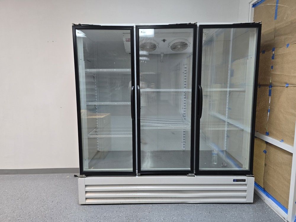 Masterbilt 3-glassdoor Refrigerator 