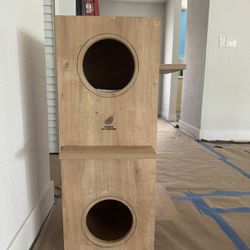 Brand New! Modern Stylish Cat Tower - Retails For $200