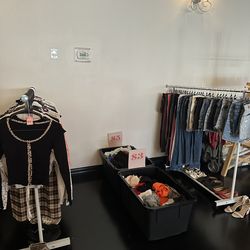 CLOTHES SHOES AND JEWELRY