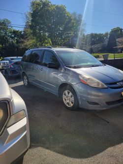 2010 Toyota Sienna
