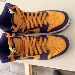 Nike Dunks 