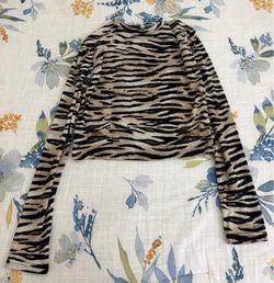 Tiger Print Long Sleeve Crop Top