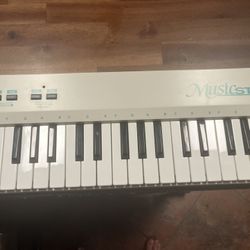 Reveal MusicStar Multimedia Music System MIDI Keyboard MKB02 Teaching Prog