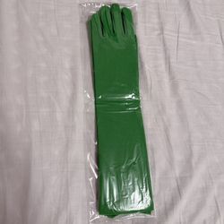 GREEN GLOVES