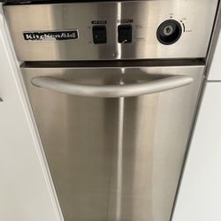 Kitchen Aid Compactor 