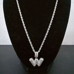 Italian “W” Pendant Women’s Necklace 