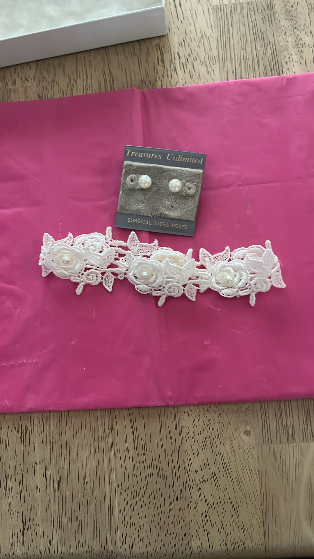 Fabric Rose Choker Pearl Studs Set