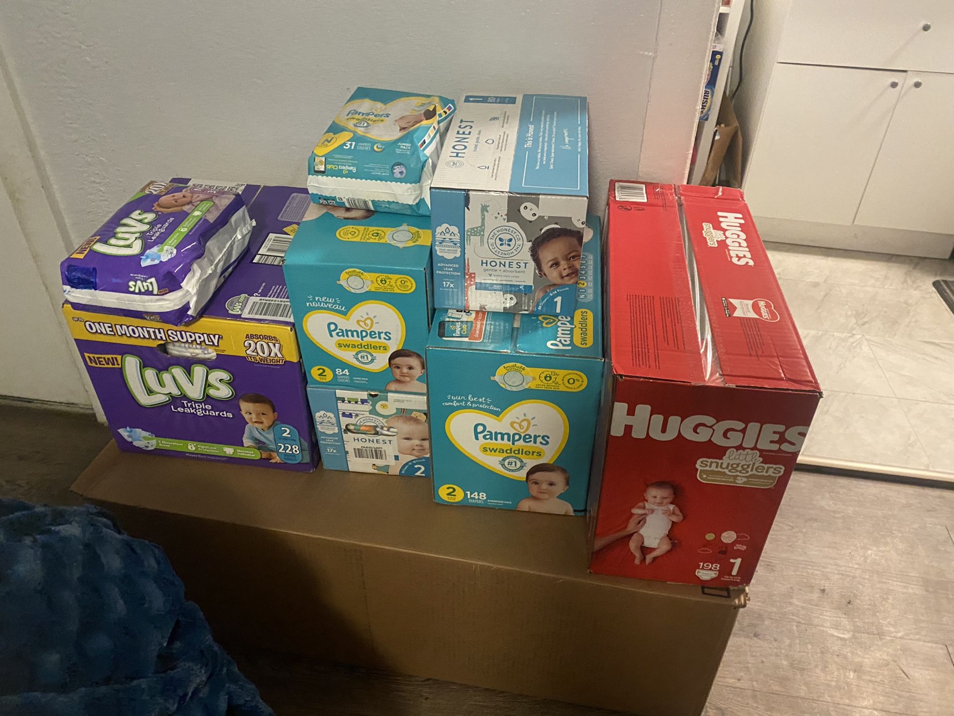 Pampers, Luvs, & Huggies ! Brand New ! All Size N2 for Sale in Phoenix