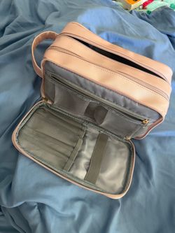 Make up/toiletry travel bag