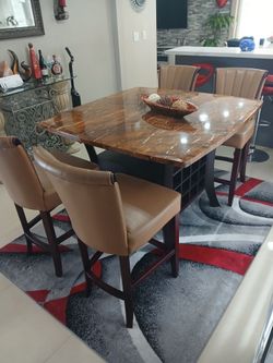Juego de comedor del dorado