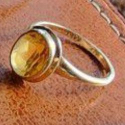 Materials: 14 karat gold
Gemstone: Oval Citrine - 
Ring size: 5.25 US