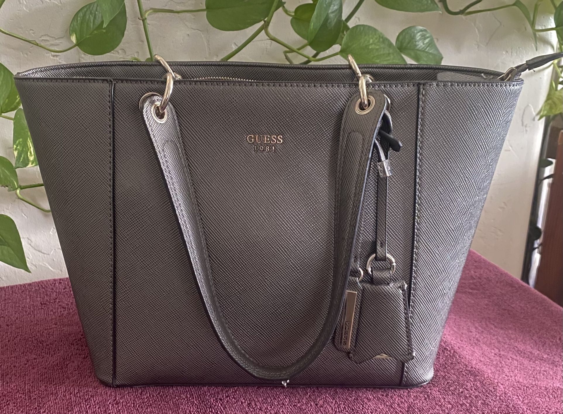Guess 1981 Purse/Handbag