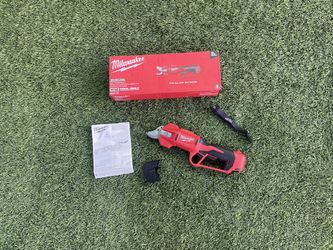 Milwaukee M12 Pruning Shears (Tool Only) Model 2534-20