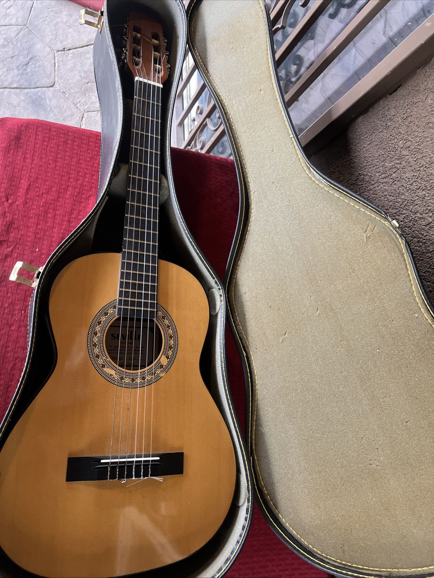 Seville S-10N Acoustic Guitar With Case Good