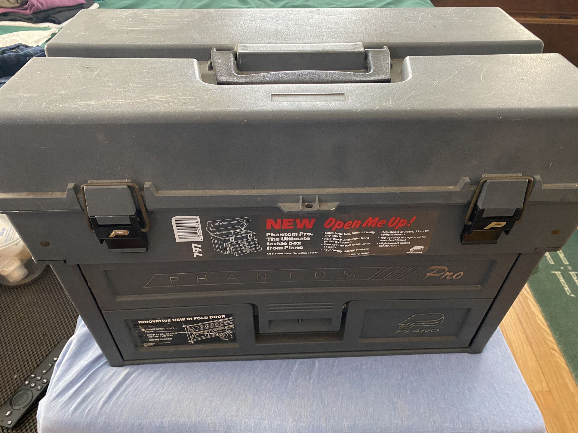 Plano 797 Phantom Tackle box for Sale in Winfield, IL - OfferUp