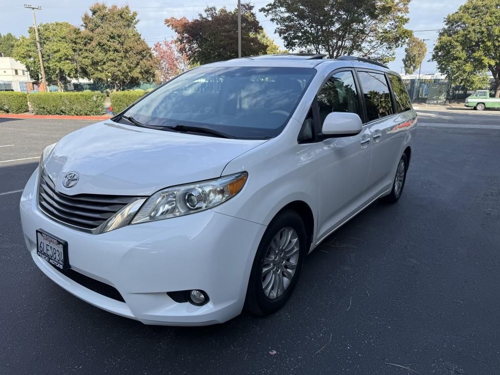 2011 Toyota Sienna