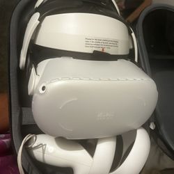 Meta Quest 2 W/ Bobovr Headstrap And Case
