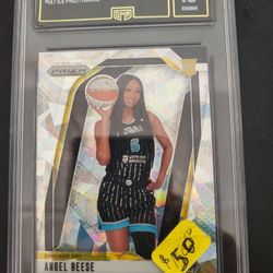 Angel Reese #147 Ice PRIZM ROOKIE CARD 