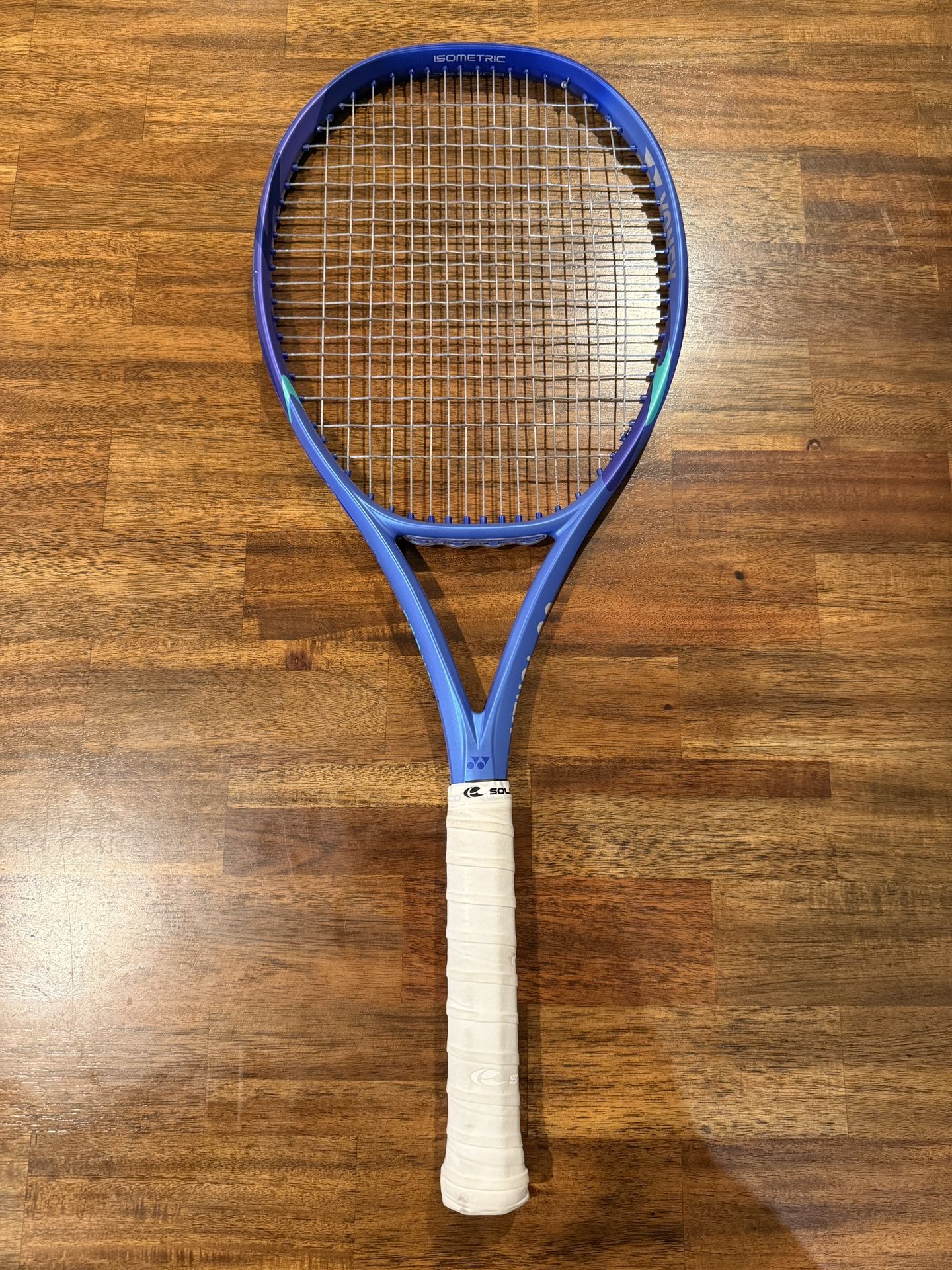 Yonex Ezone Tour 1/4” Grip Tennis Racket