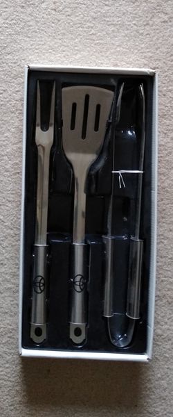Stainless steel grill set( of 3).