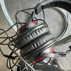Scarlett Headphone