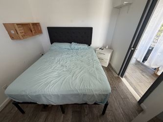 Queen bed