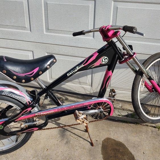 Pink chopper online bike