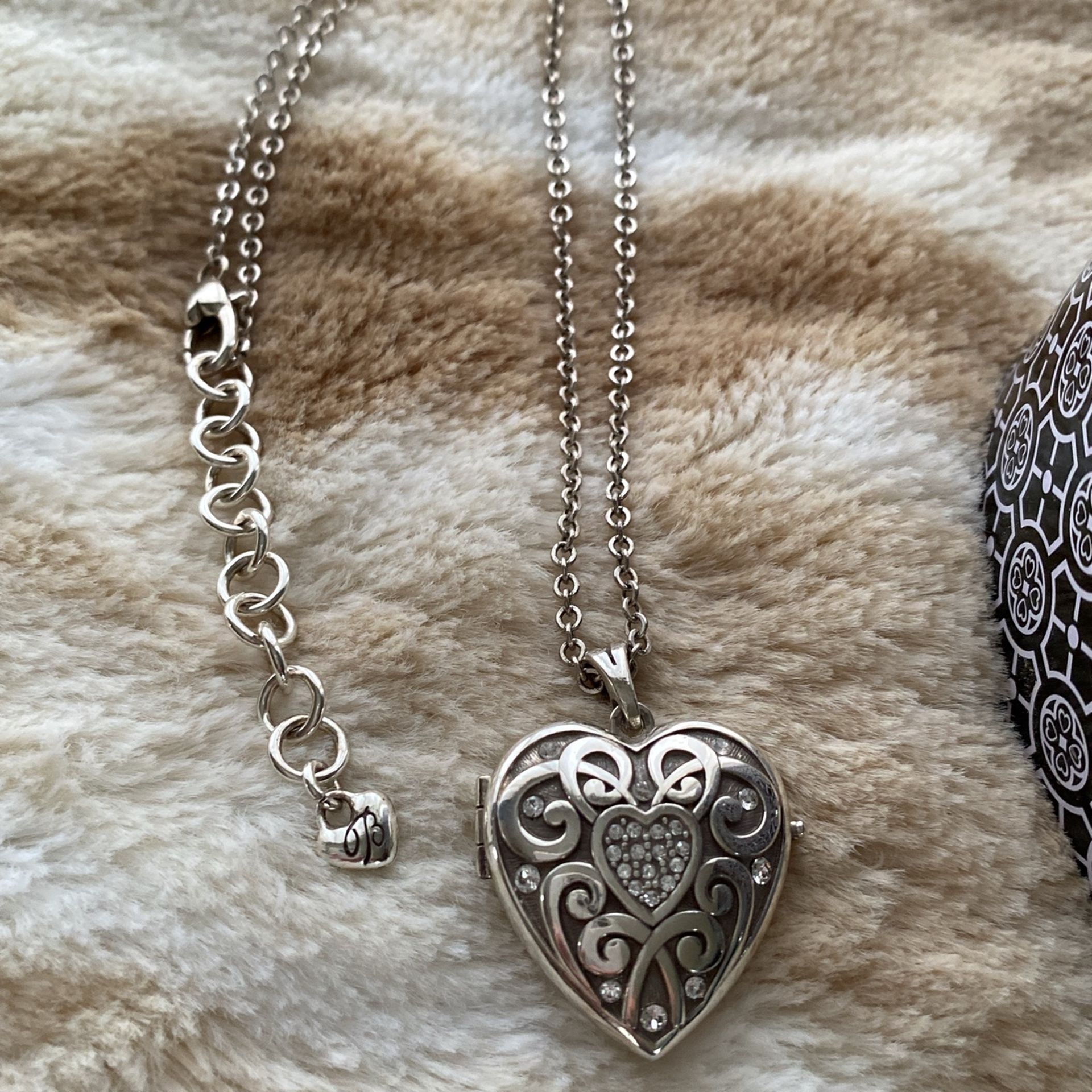 (PENDING) BRIGHTON “SWEET MEMORY” LOCKET NECKLACE