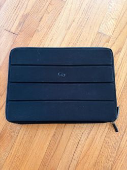 Solo Laptop Sleeve Case Black