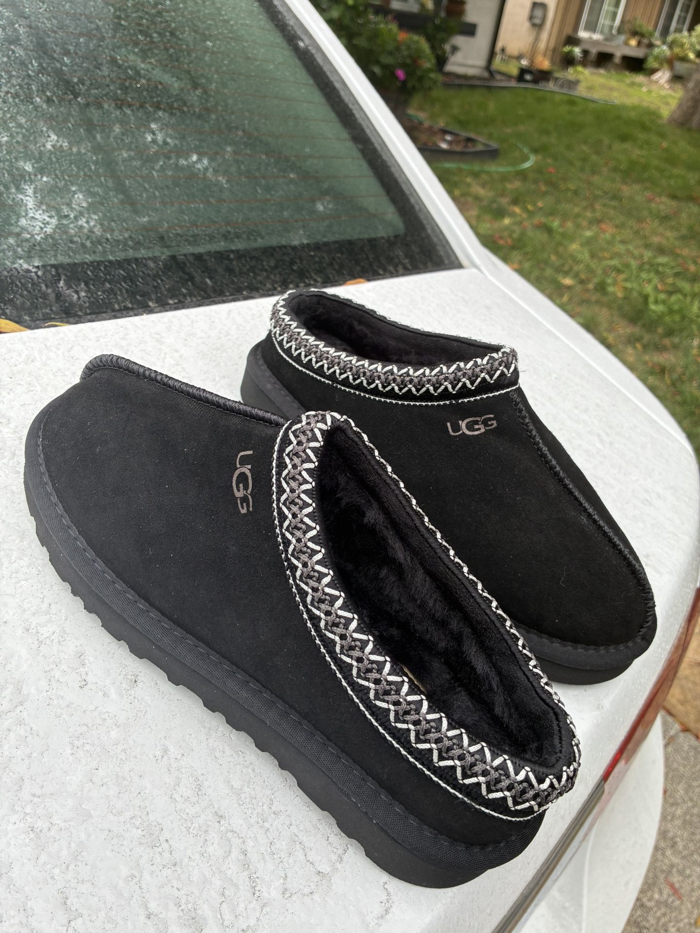 Ugg Tasman - Black 