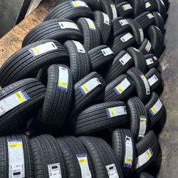 SET OF NEW TIRES 235/60/18 GOODYEAR FINESSE INCLUDING MOUNT AND BALANCE 