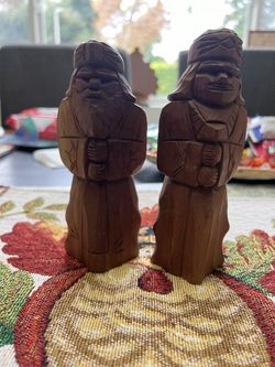 Wood Carved King & Queen Figures