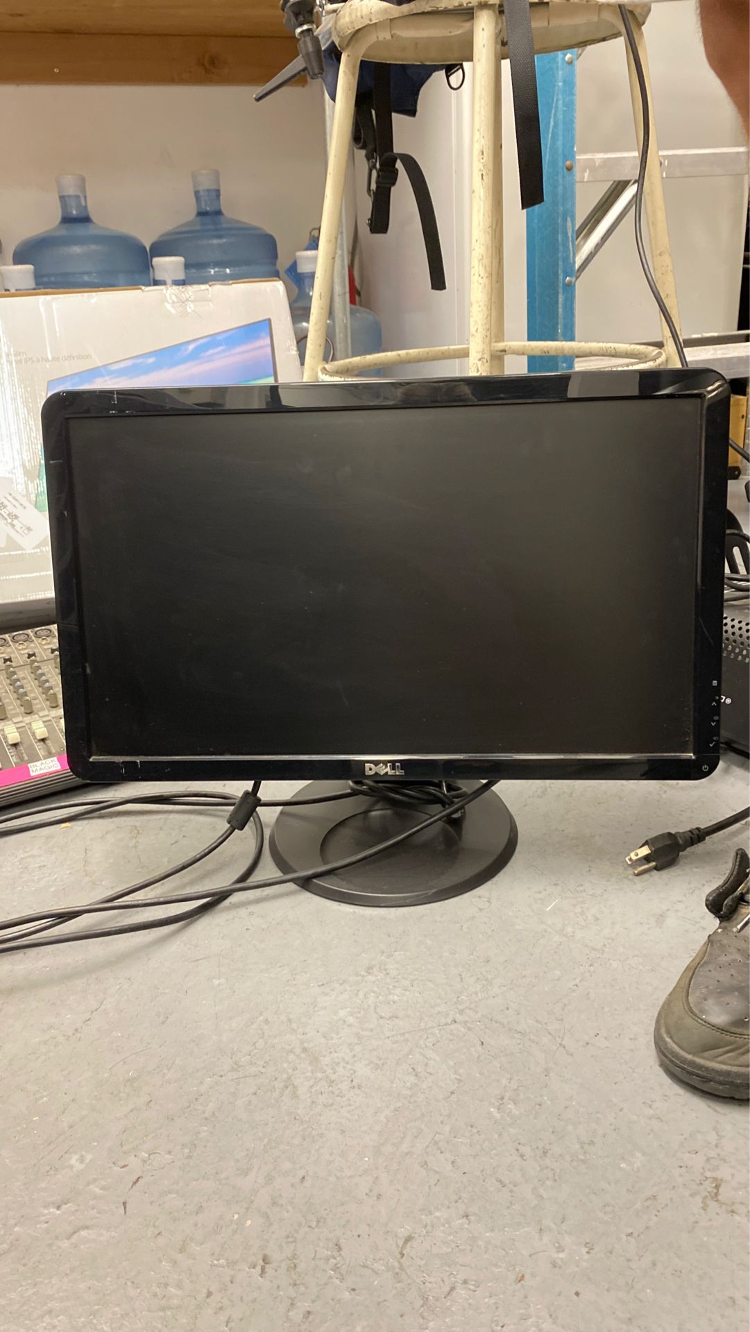 Dell monitor