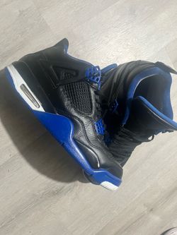 Jordan 4s