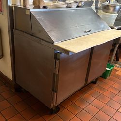 Sandwich Prep Table