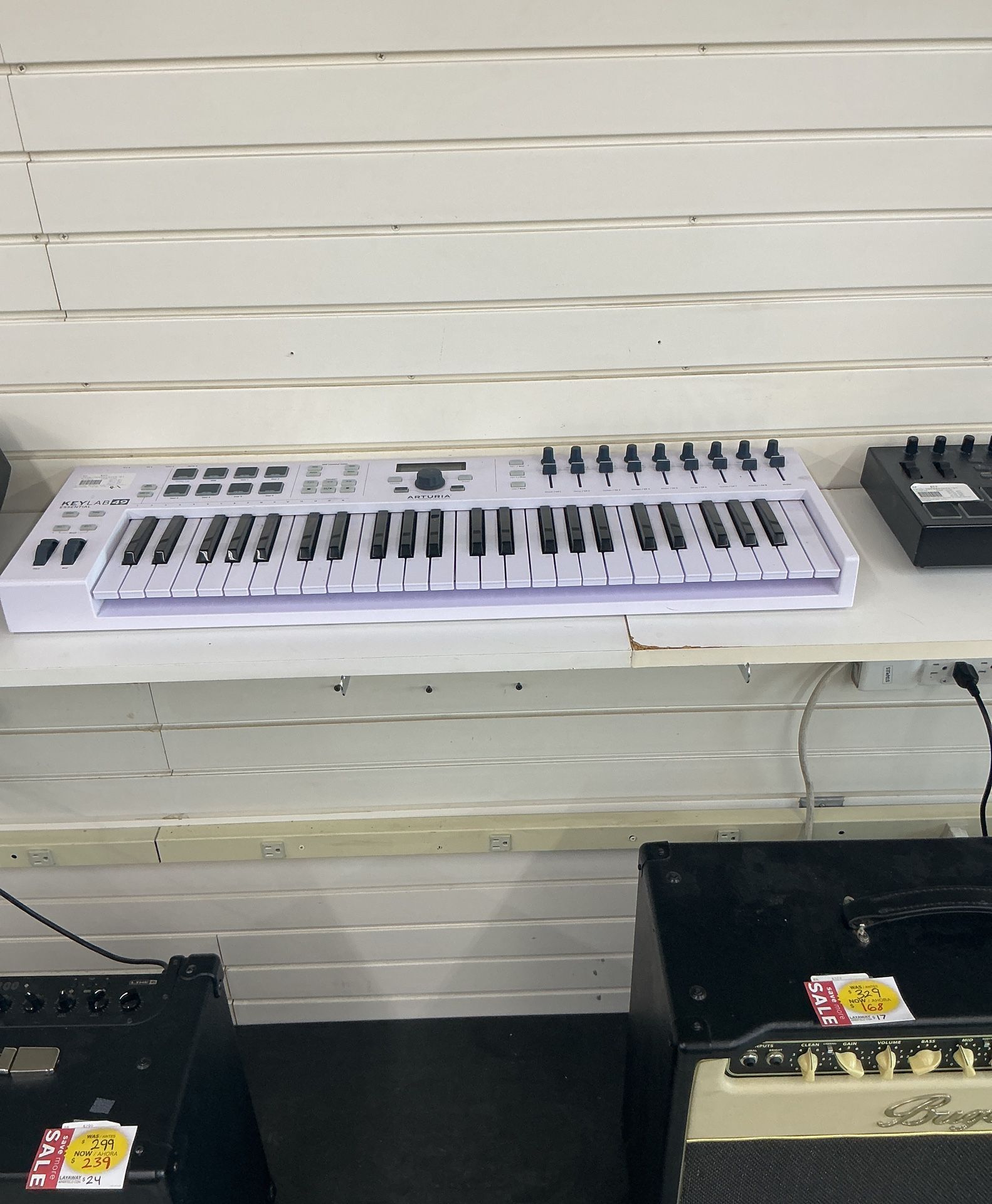 KEYBOARD