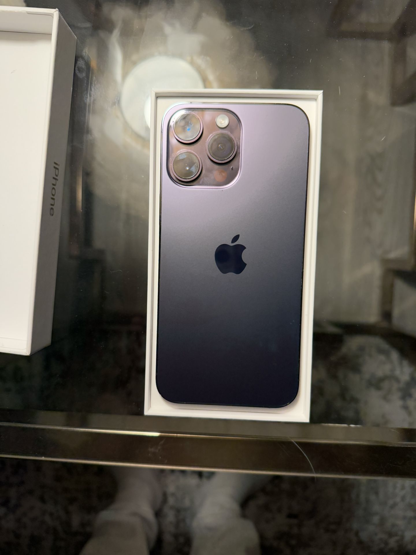 IPhone 14 Pro Max , purple
