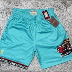 Memphis Grizzlies Mitchell & Ness shorts