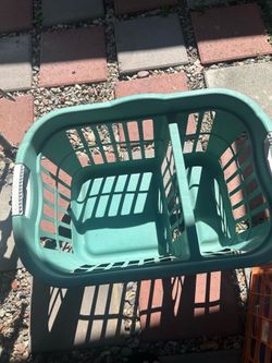 Laundry basket