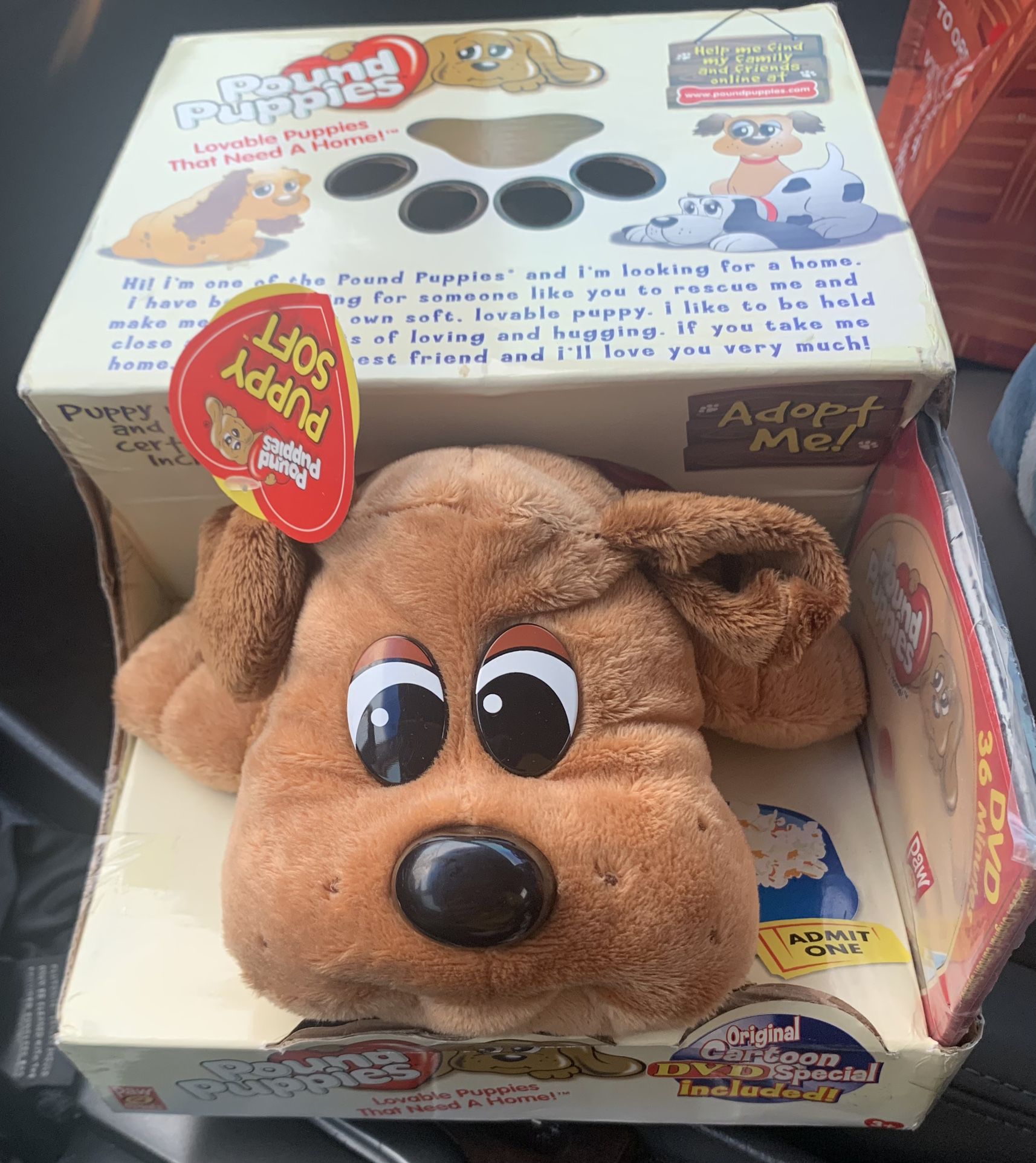 TOY POUND PUPPIES STUFFED ANIMALS COLLECTIBLE